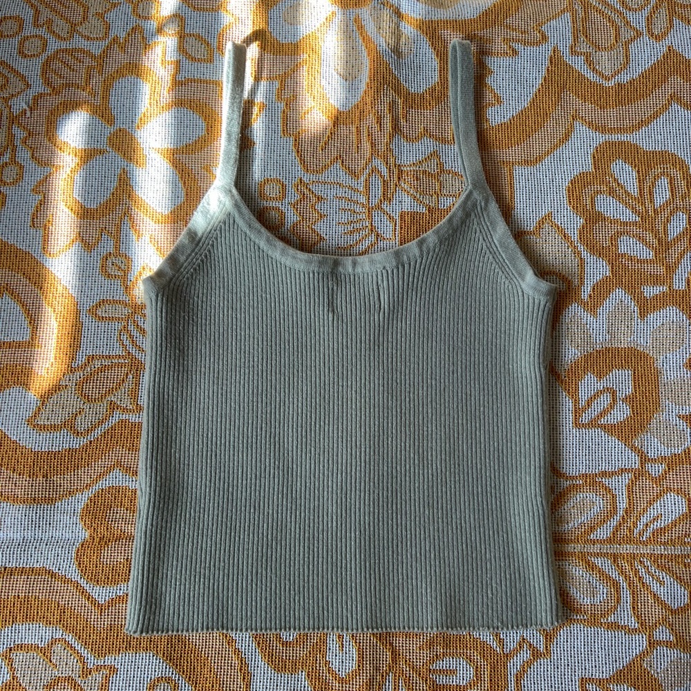 Rhythm Ribbed Cropped Tank - Picture 2 of 4
